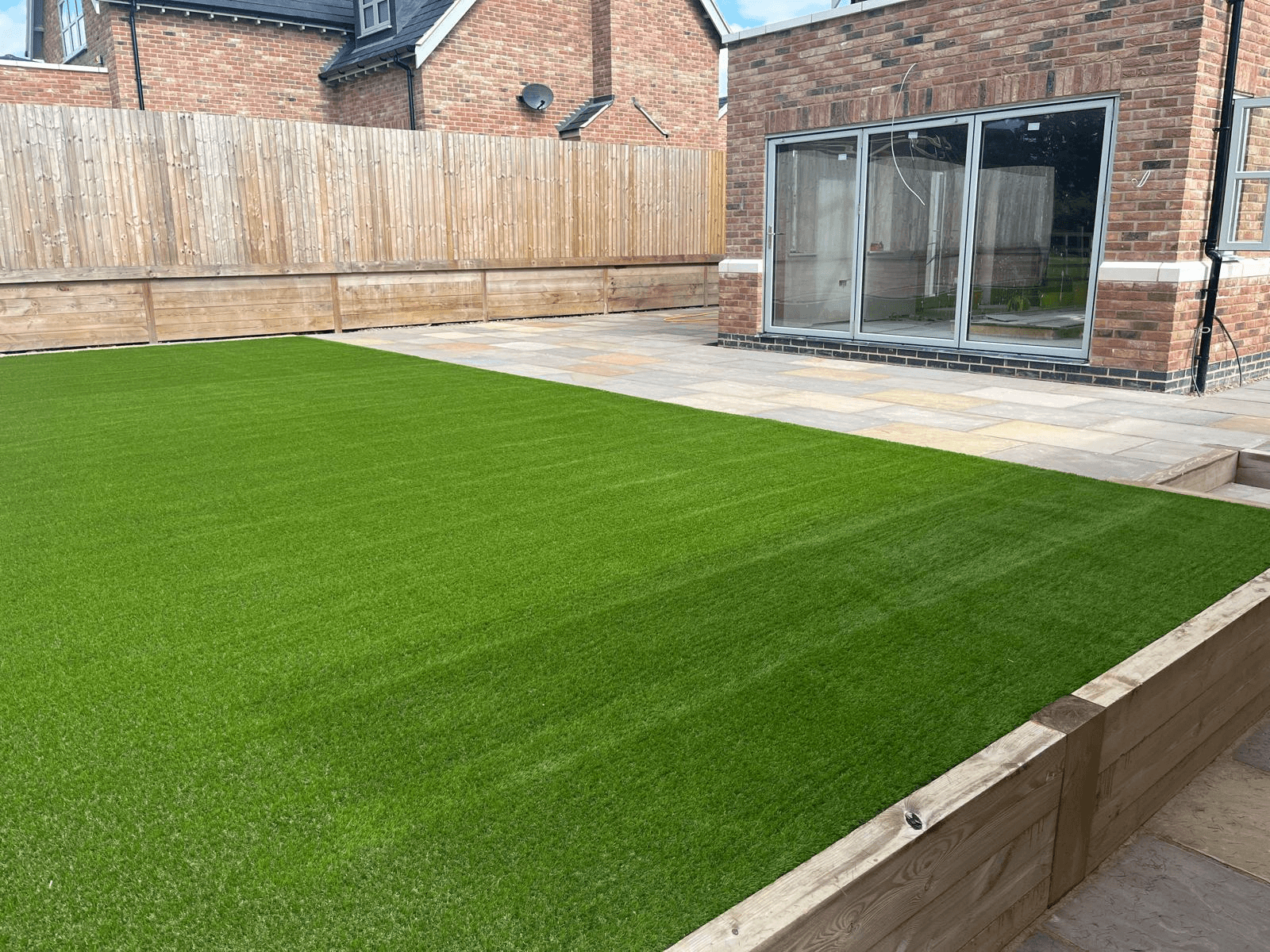 turfing & artificial grass installation in hertforshire