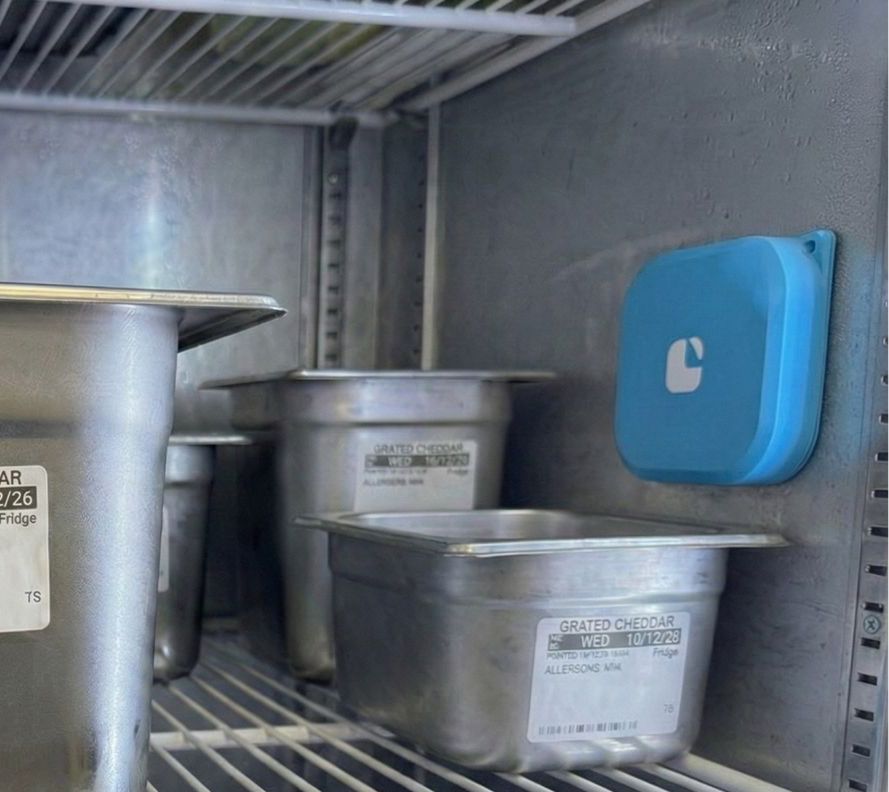 TempLog Sensor on fridge wall