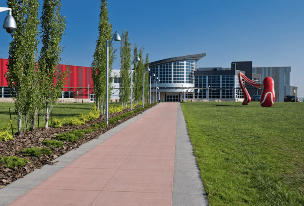 Commercial Landscaping Edmonton | New Earth Landscaping