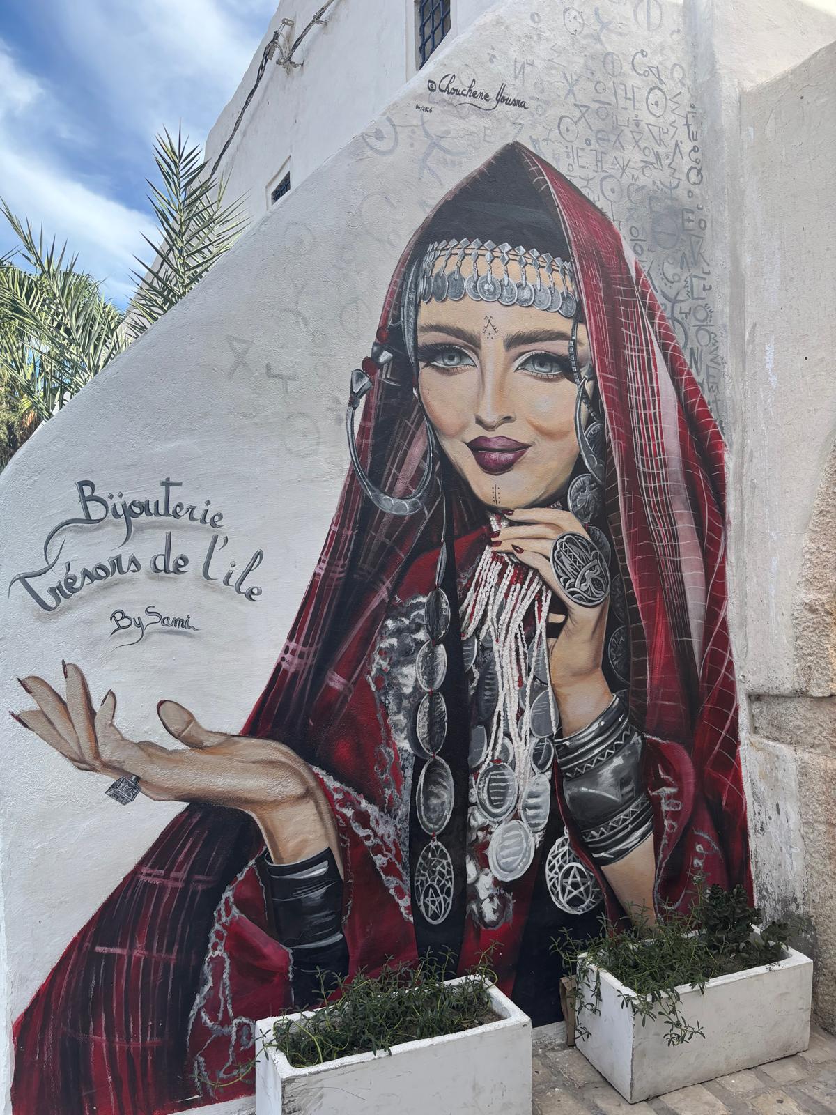 Arte mural fotografada em Djerba