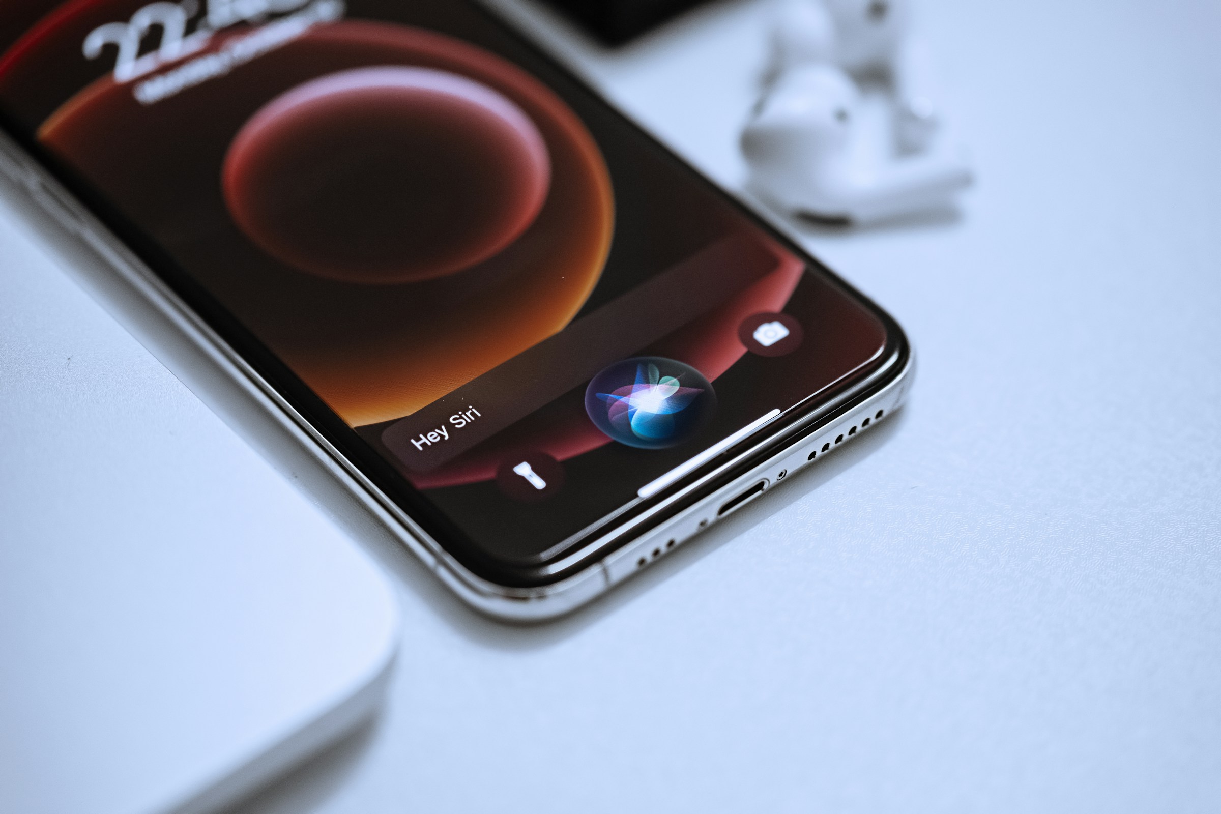 Siri - AI Agent vs Chatbot