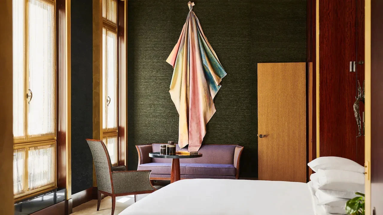 luxury room paris