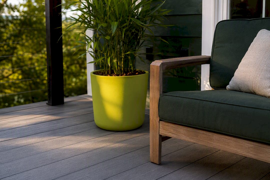 Plants and seating positioned beyond fire clearance