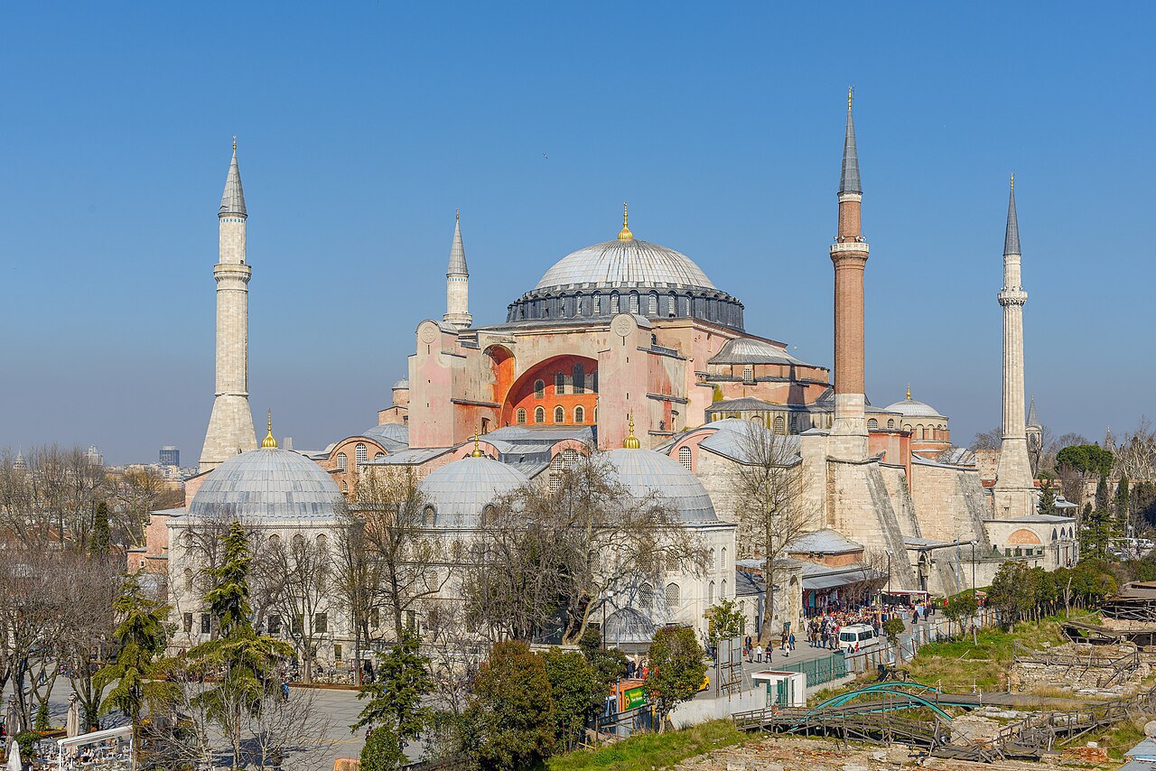 Hagia Sophia in Istanbul, built under Justinian in five years -- Source: Arild Vagen, Wikimedia Commons, CC BY-SA 3.0