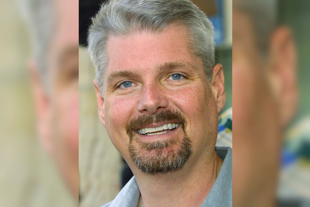 Portrait of Tom Kane
