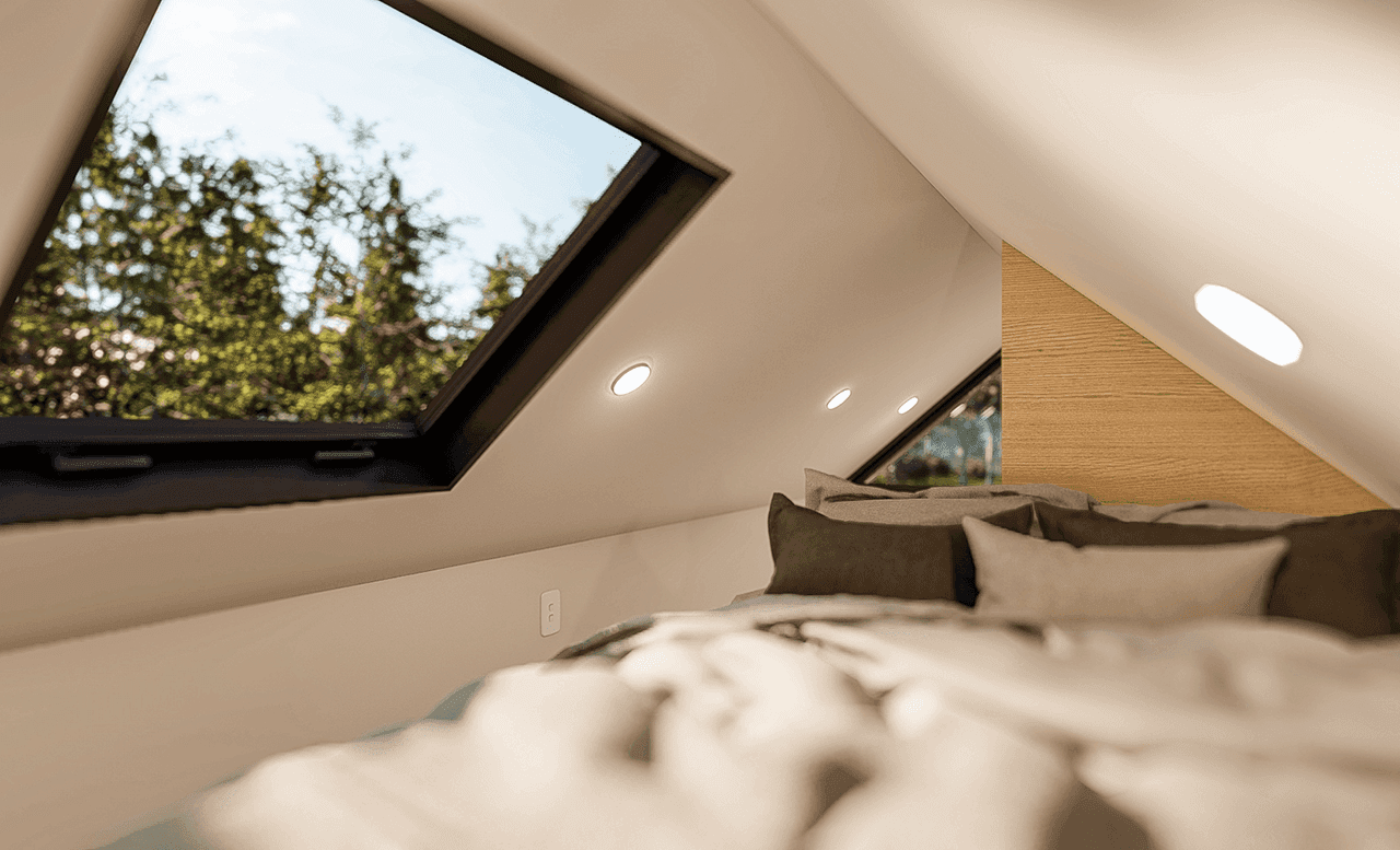 Tiny Haus 6m/20ft Loft bedroom with skylights