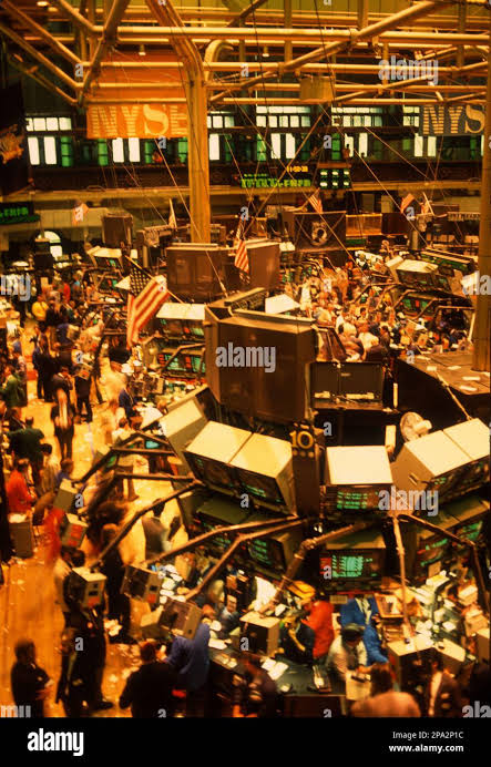 asset allocation strategy guide by FundBucks (فندبكس) for portfolio management and long-term investing