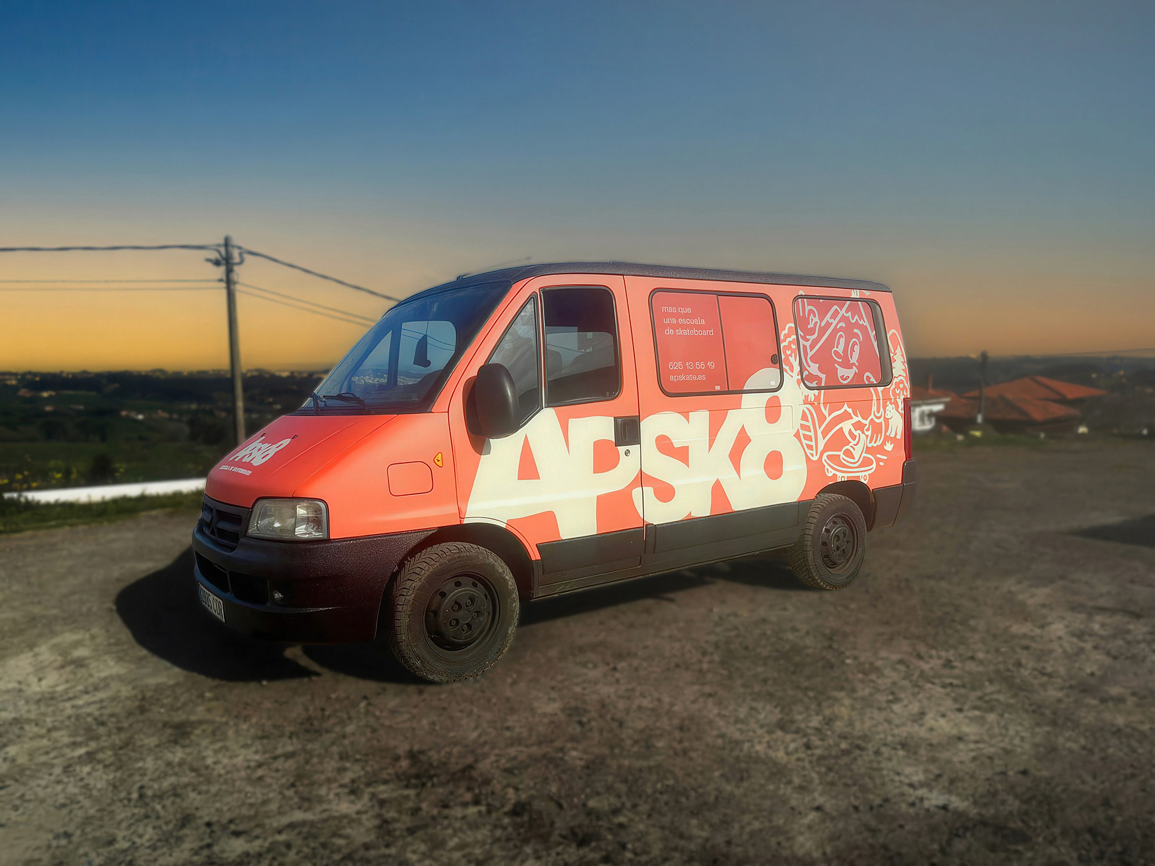 APSKATE — Rotulación de vehículo aplicación de marca