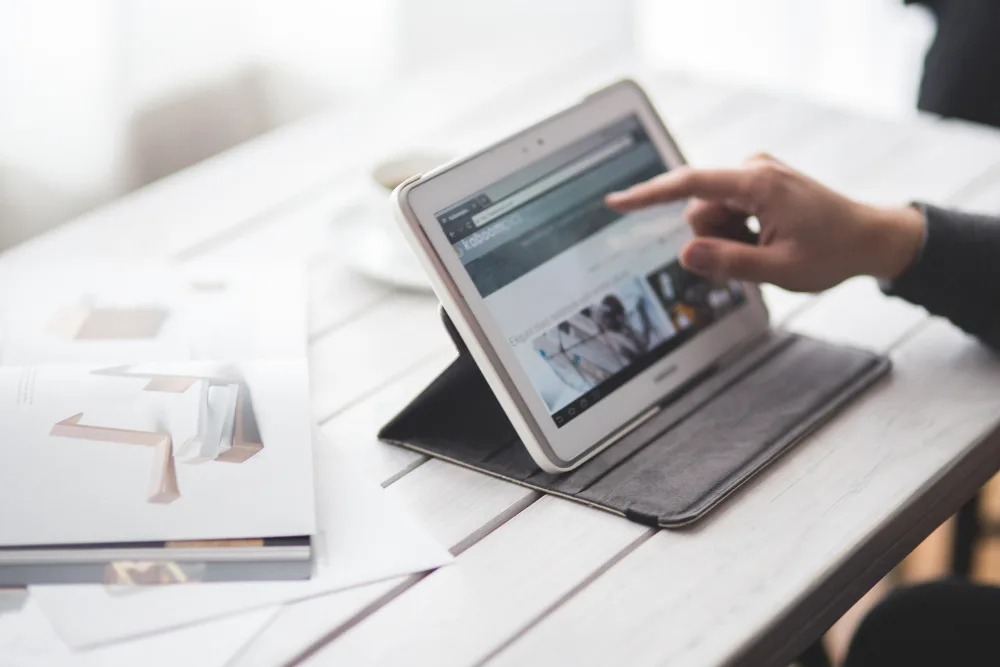 Clinical leaders analyzing evidence-based workforce insights, predictive metrics, and organizational health data.
