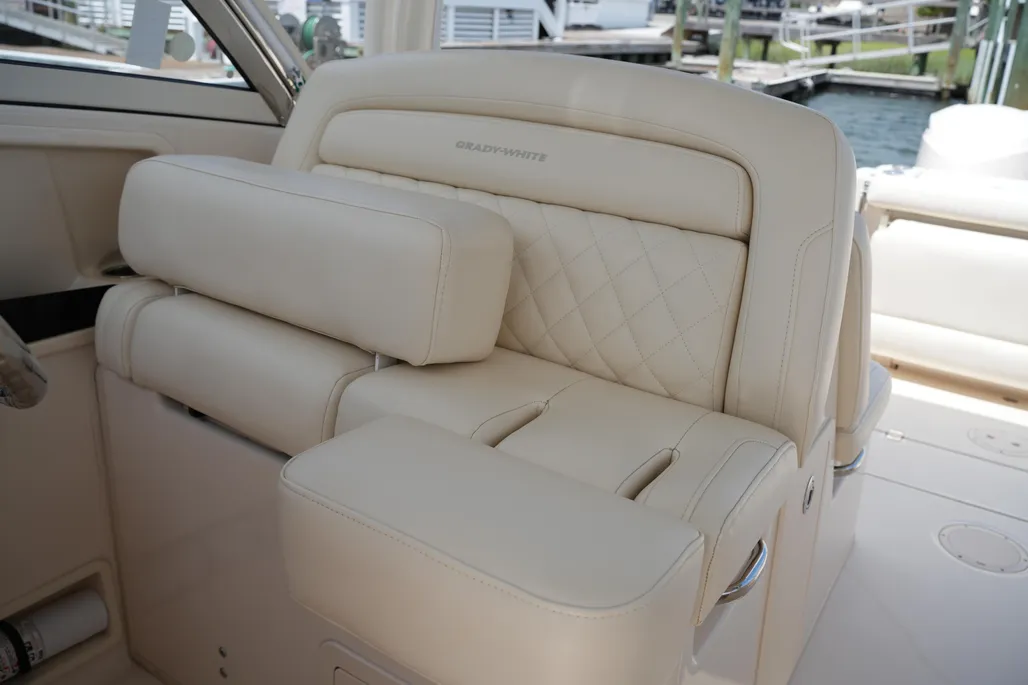 Boat thumbnail 11