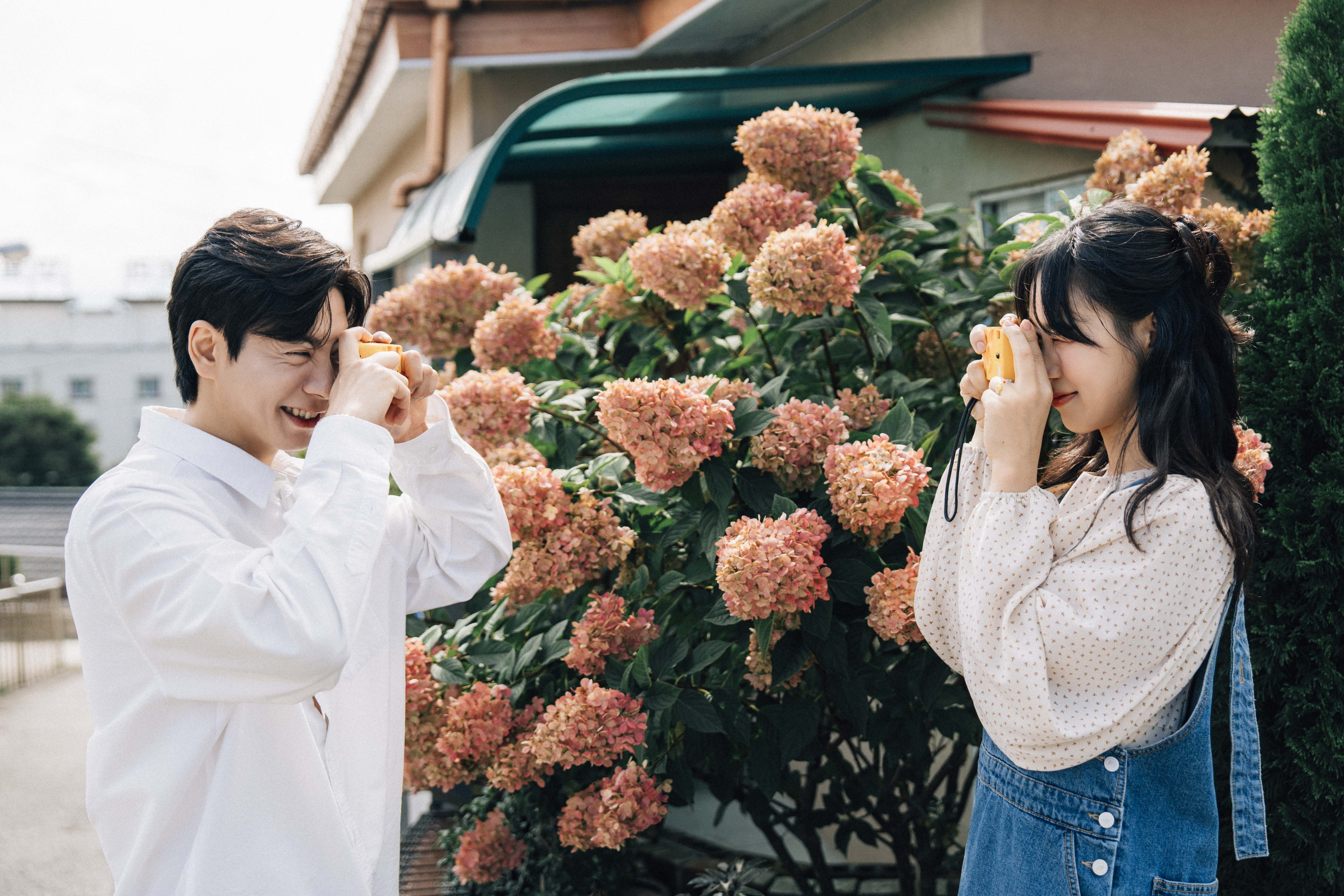 웨딩스냅 소품 추천 | 후안스냅이 제안하는 실패 없는 웨딩촬영 준비물 가이드