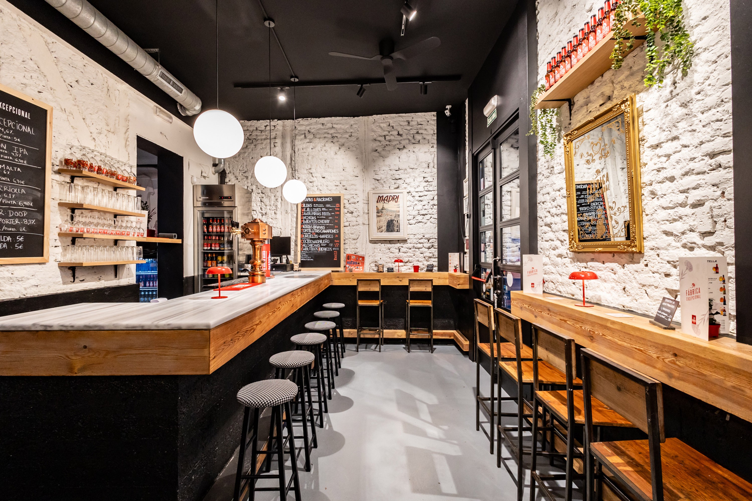 Madri Bar