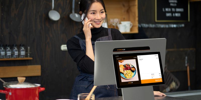 Sistem POS di atas kaunter kafe