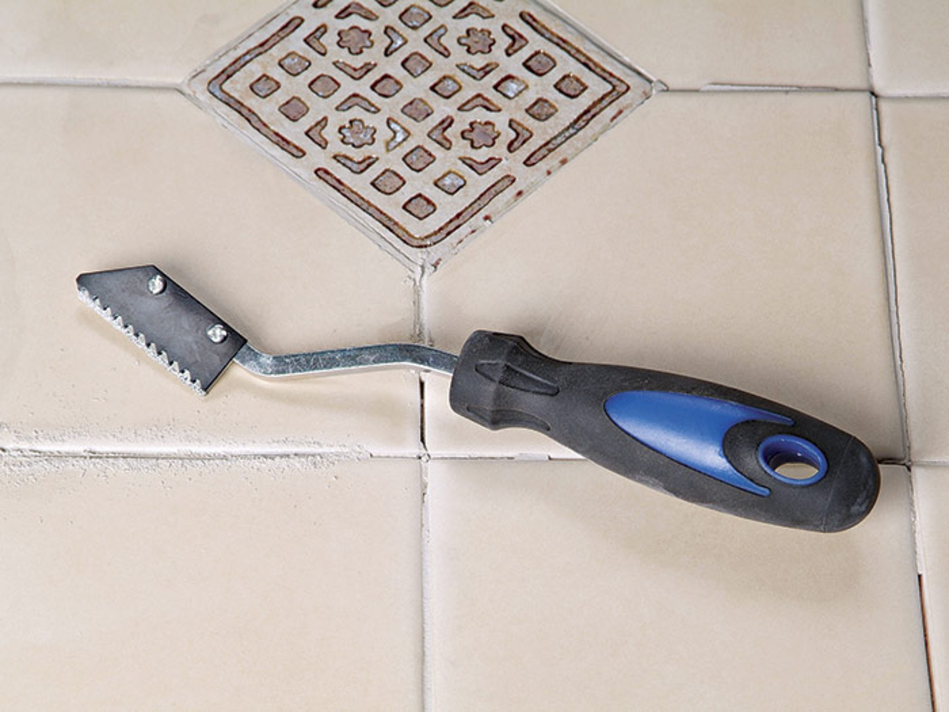 The Ultimate Guide to Fixing Damaged Tiles Like a Pro!