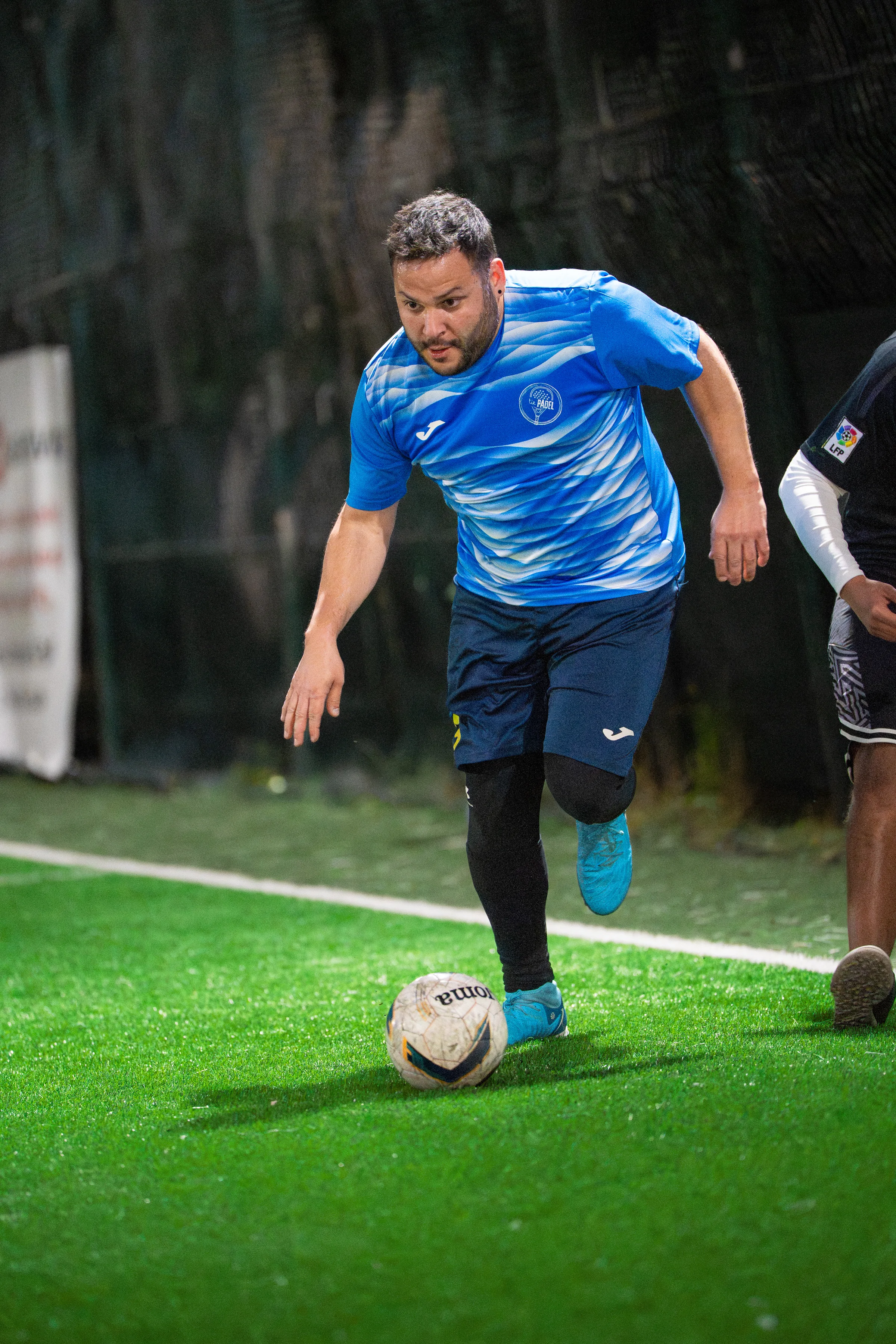 partido fútbol sala amigos Hospitalet, fotografía deportiva sala Barcelona, Nolan Pardo fotógrafo Barcelona 2026, fútbol sala interior Hospitalet