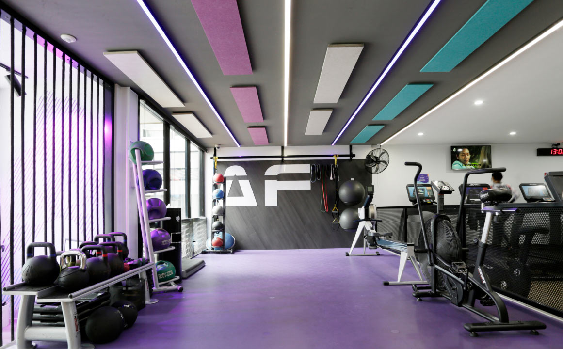 Expert gym cleaning for a healthier workout environment