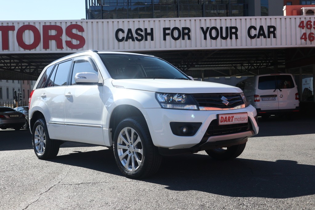 A view of the top of the eiffel tower
