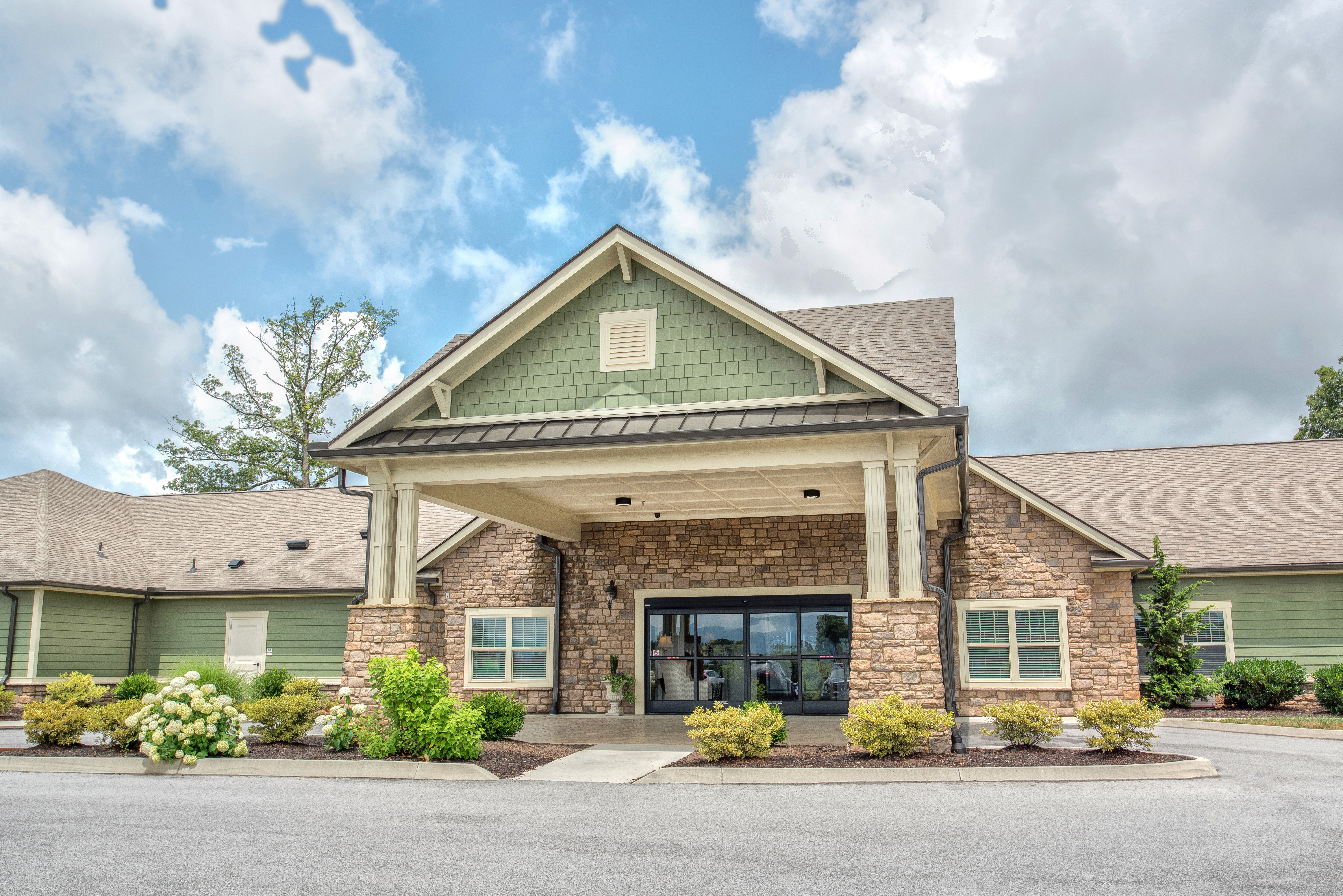 Spring Arbor Clover Hill - DKLEVY