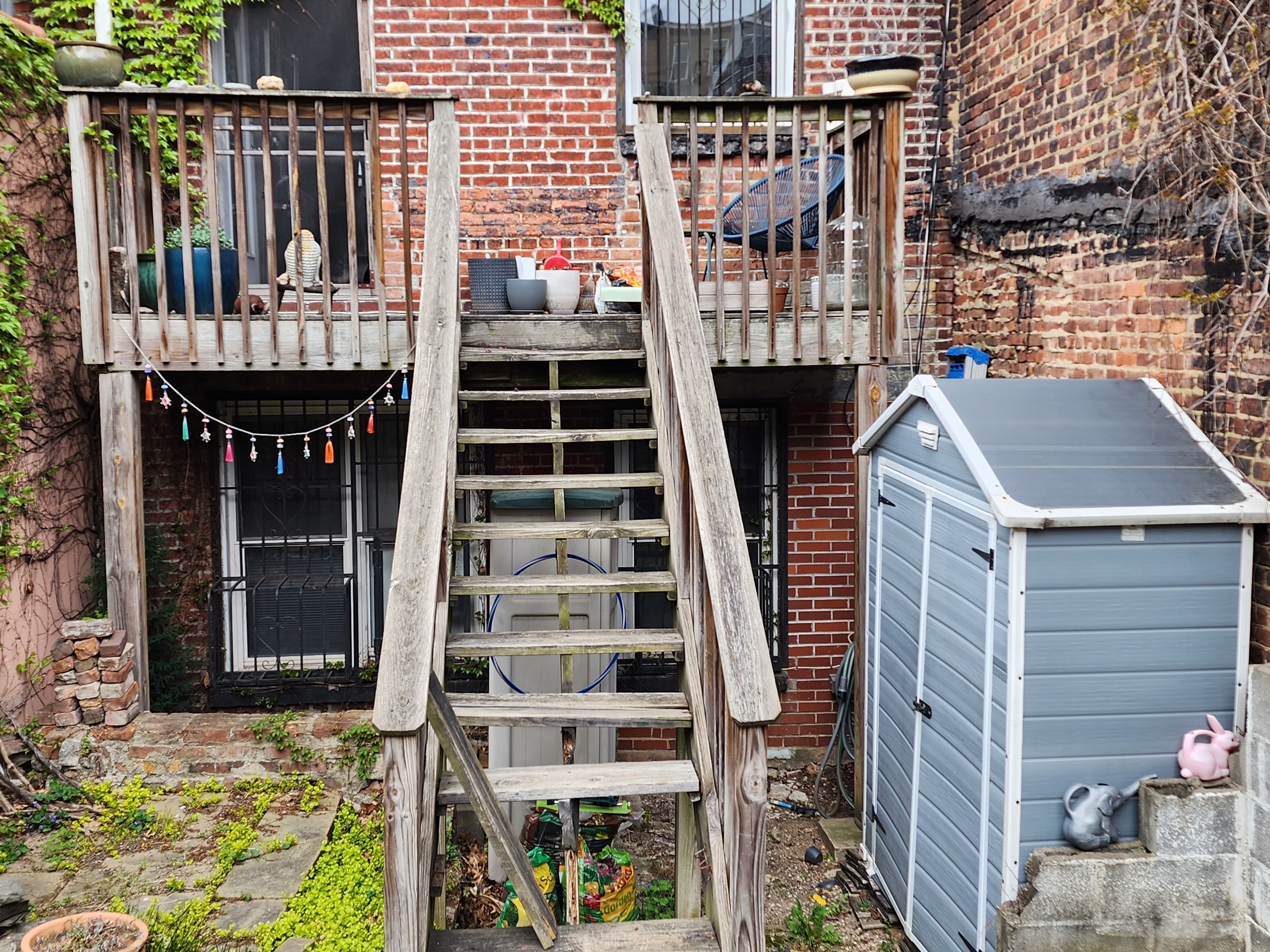 Custom deck building in New York City