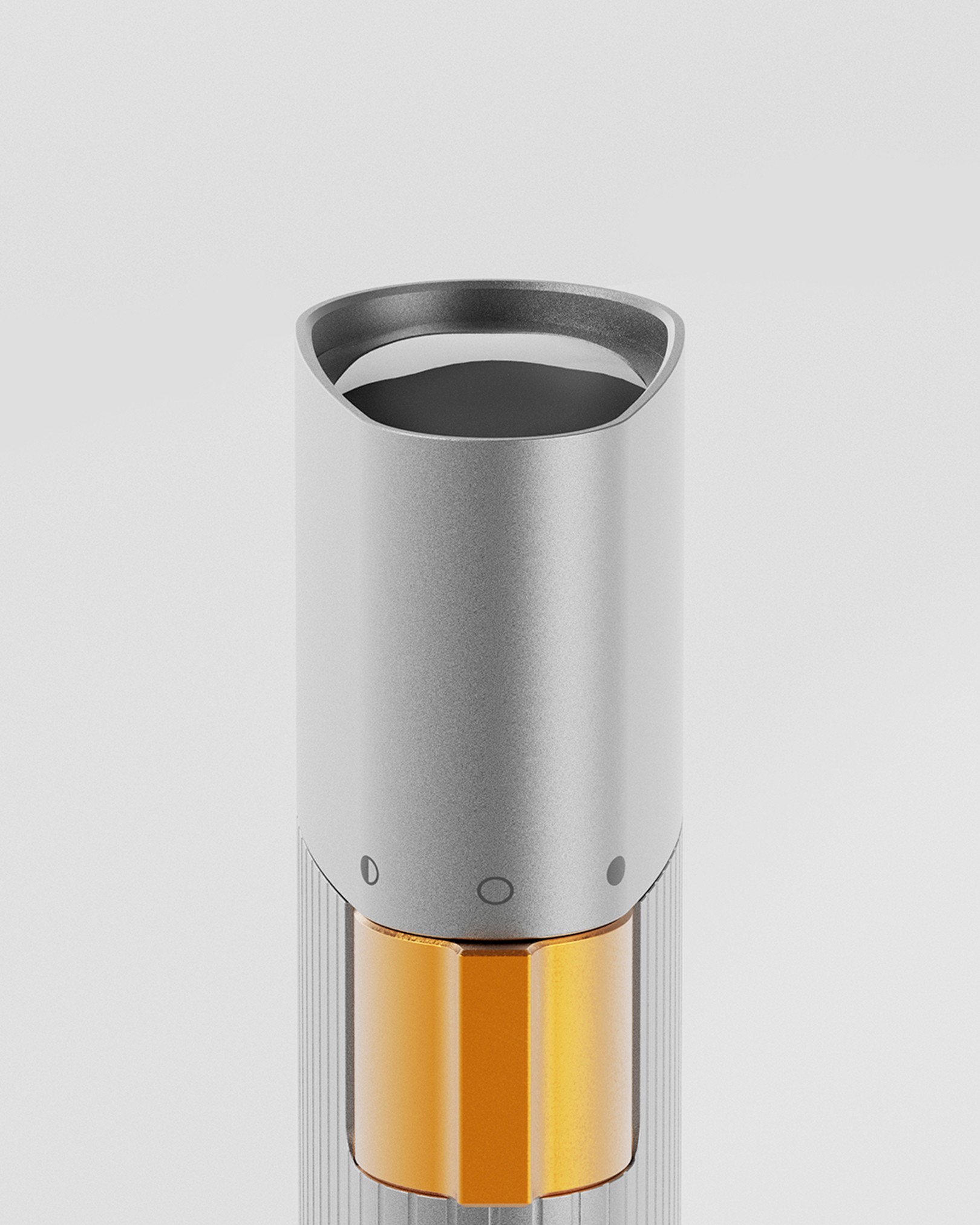 Lampe torche moderne en métal au design élégant et minimaliste avec bouton coloré.