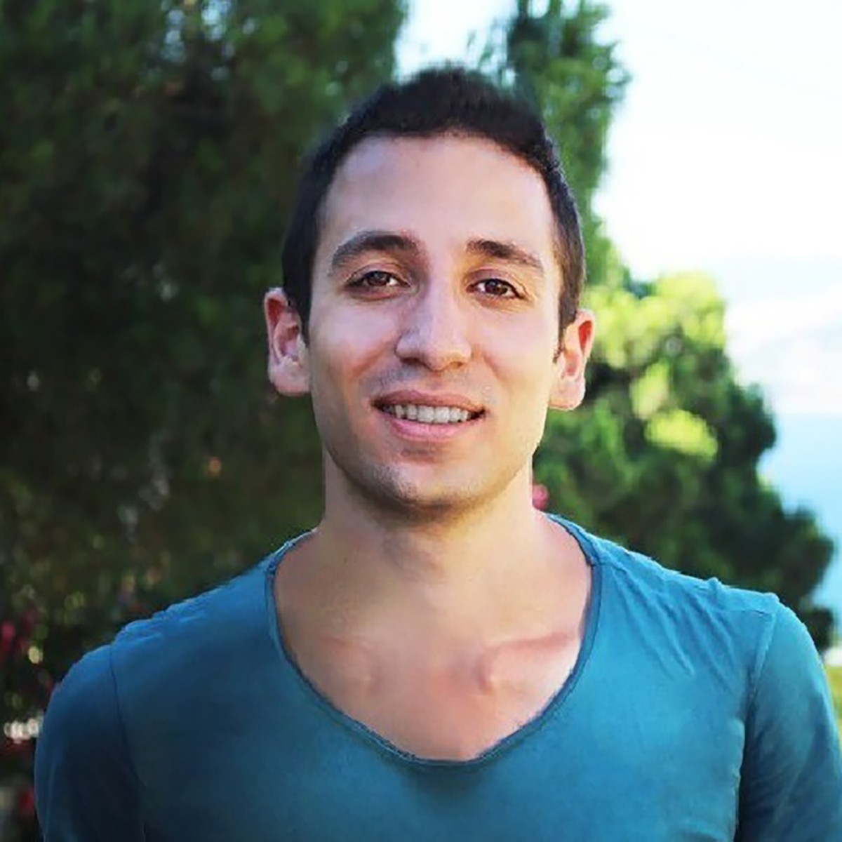 a person wearing a baseball cap