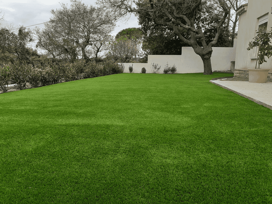 gazon synthétique tout vert