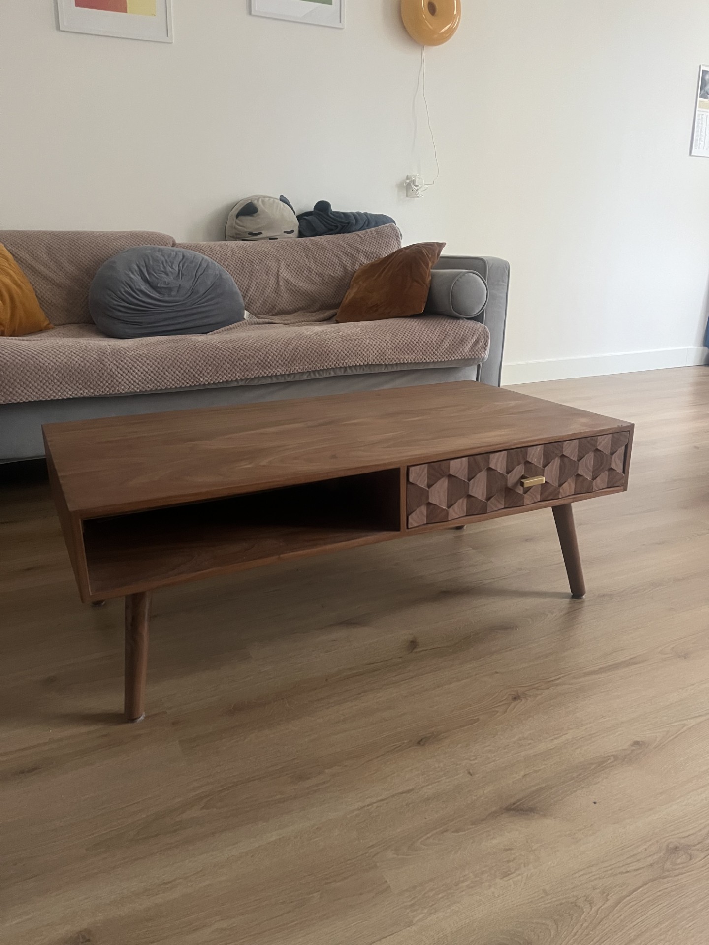 Image of modern living room