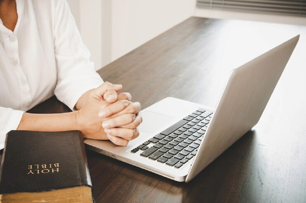 Church sermon online
