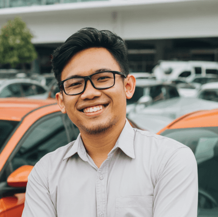 Car dealer profile picture