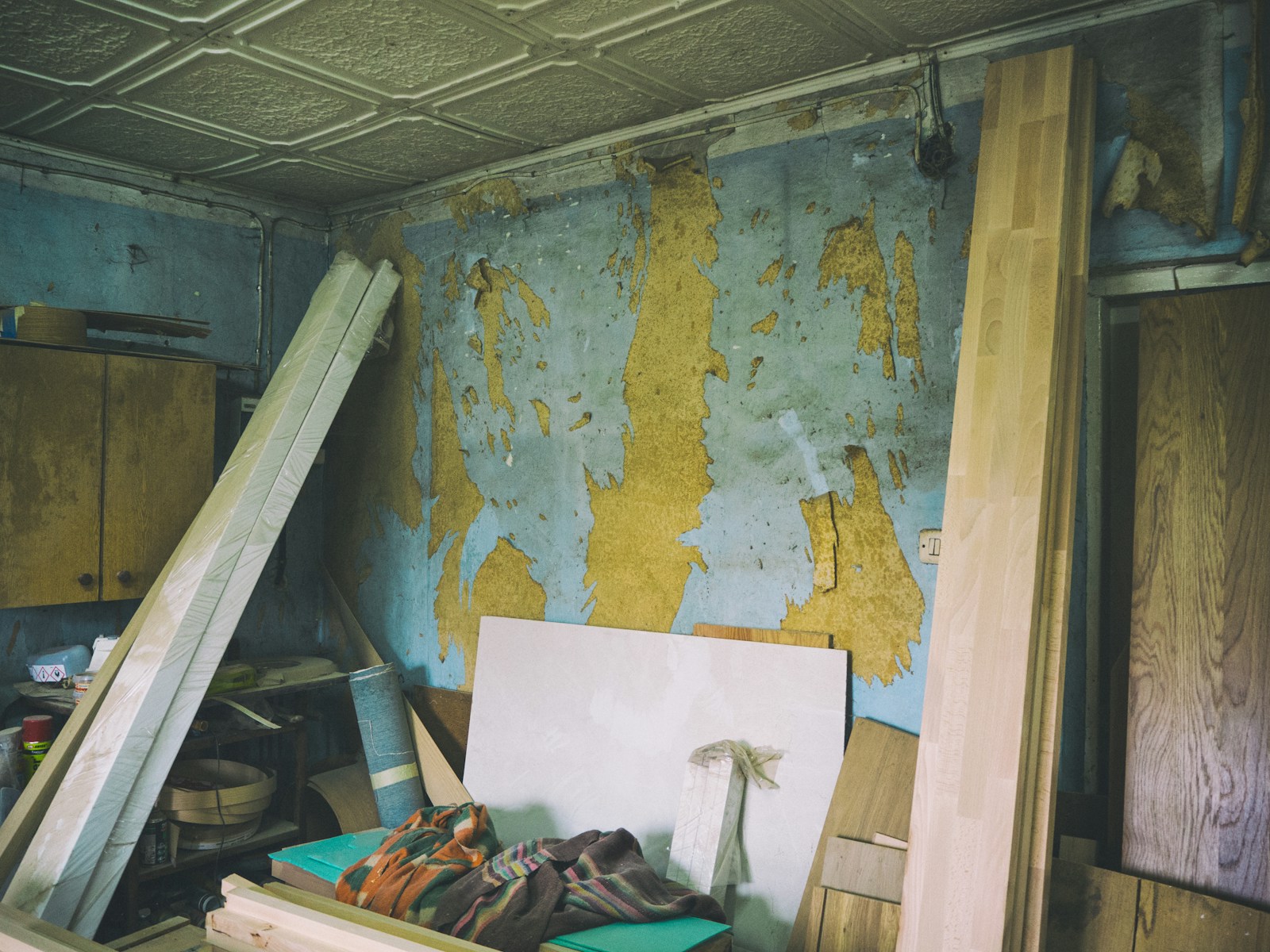 A wall of maps and notes