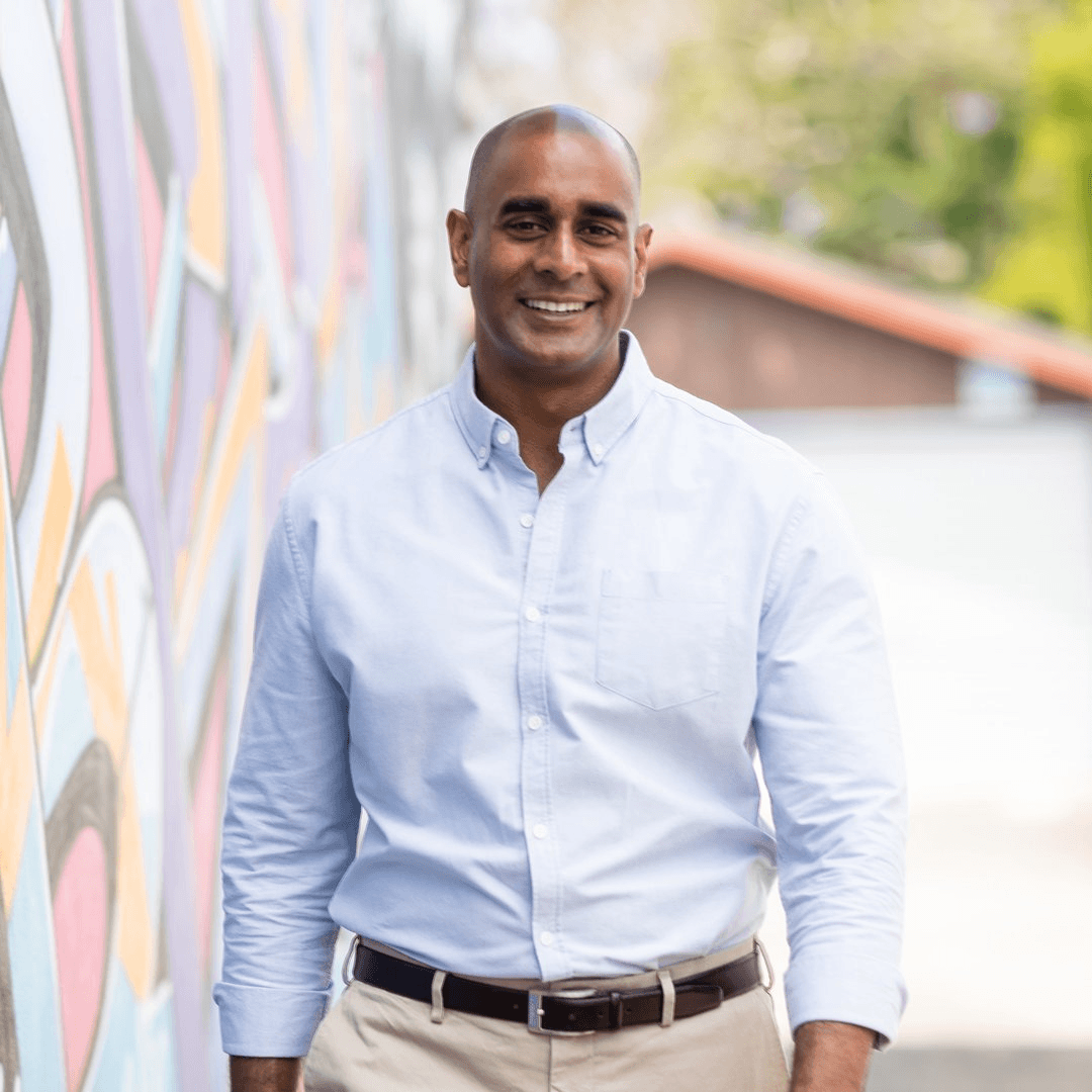 Aaron Christie David, satisfied client sharing his review