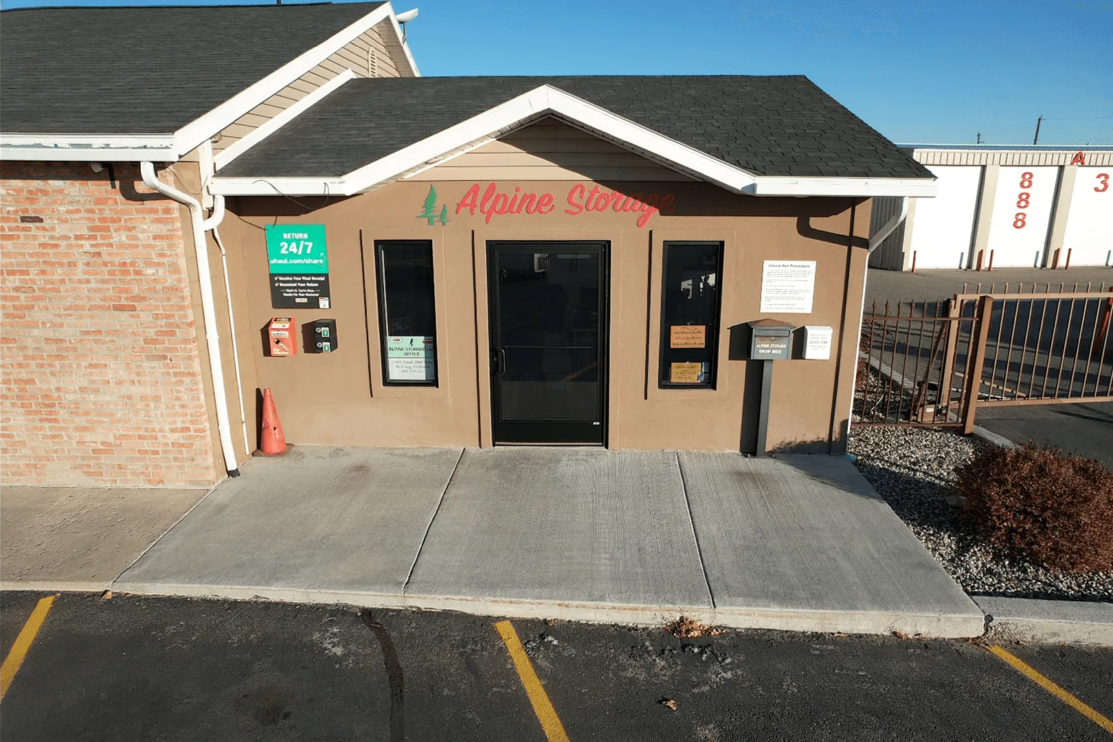 Entrance to the Alpine Storage and U-Haul rental office
