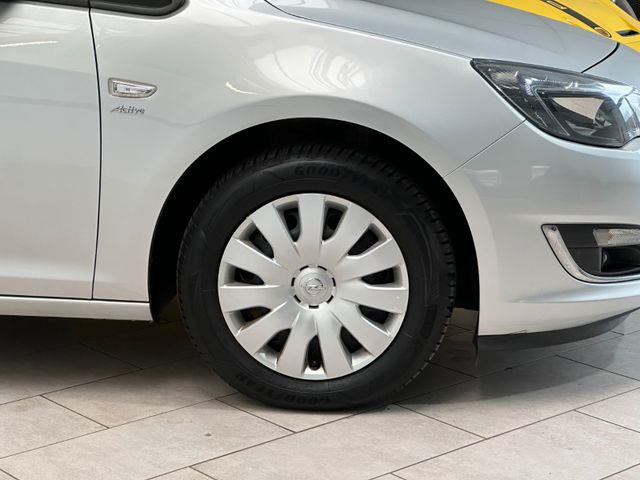 OPEL Astra 2013 SILVER Gebrauchtwagen - Galeriebild 5