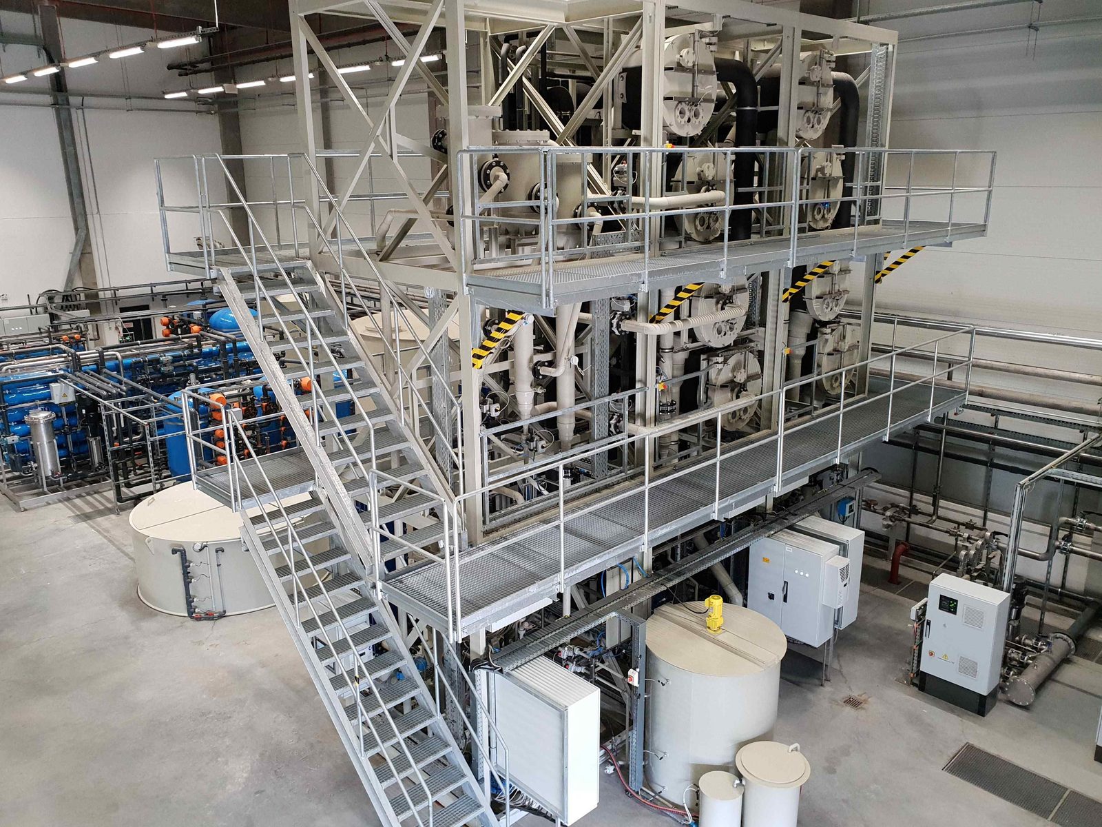 LTDis low-temperature distillation unit for zero liquid discharge at the Apollo Tyres plant, Gyöngyöshalász, Hungary