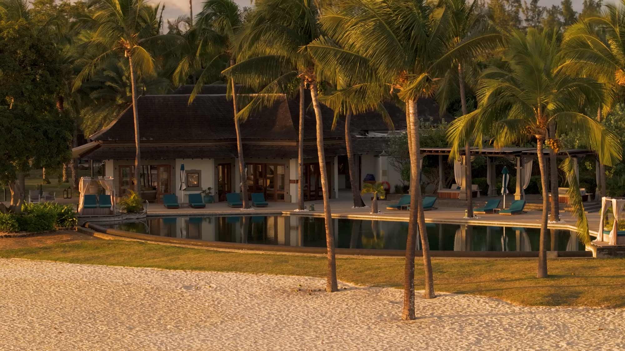 Maradiva Villas & Spa