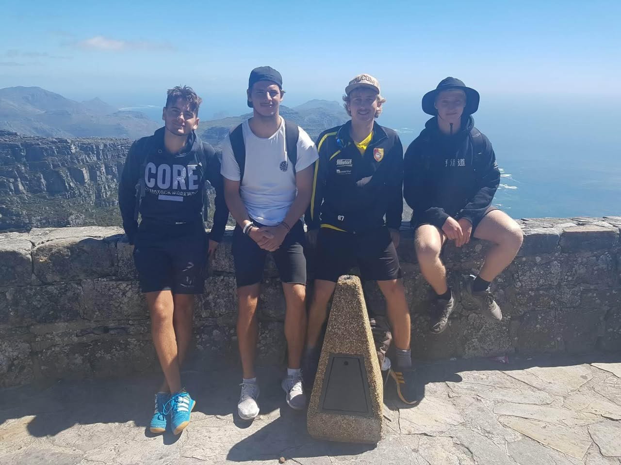 recnontrer des amis du monde entier sejour linguistique