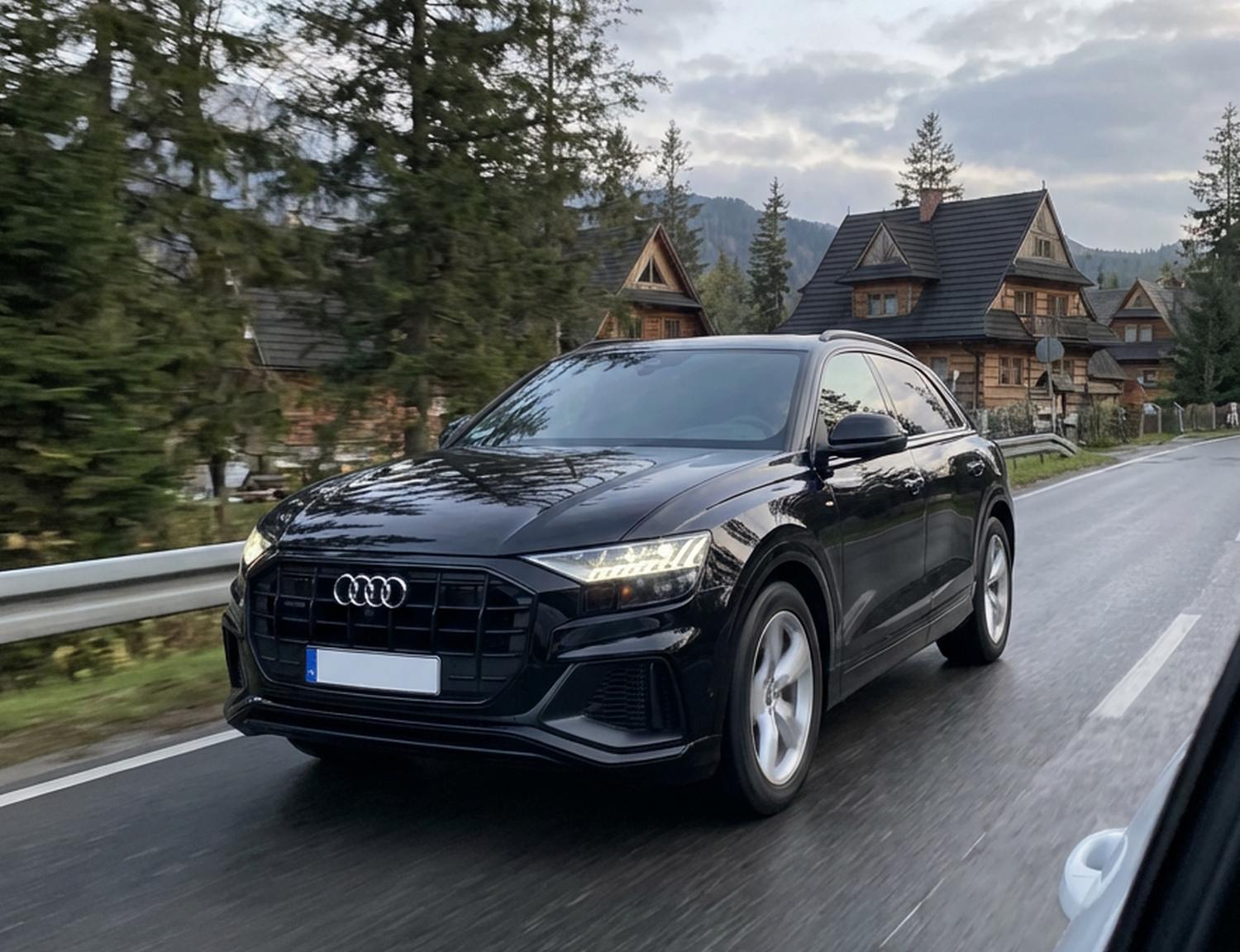 wynajem auta Rzeszów bez kaucji podróż samochodem góry