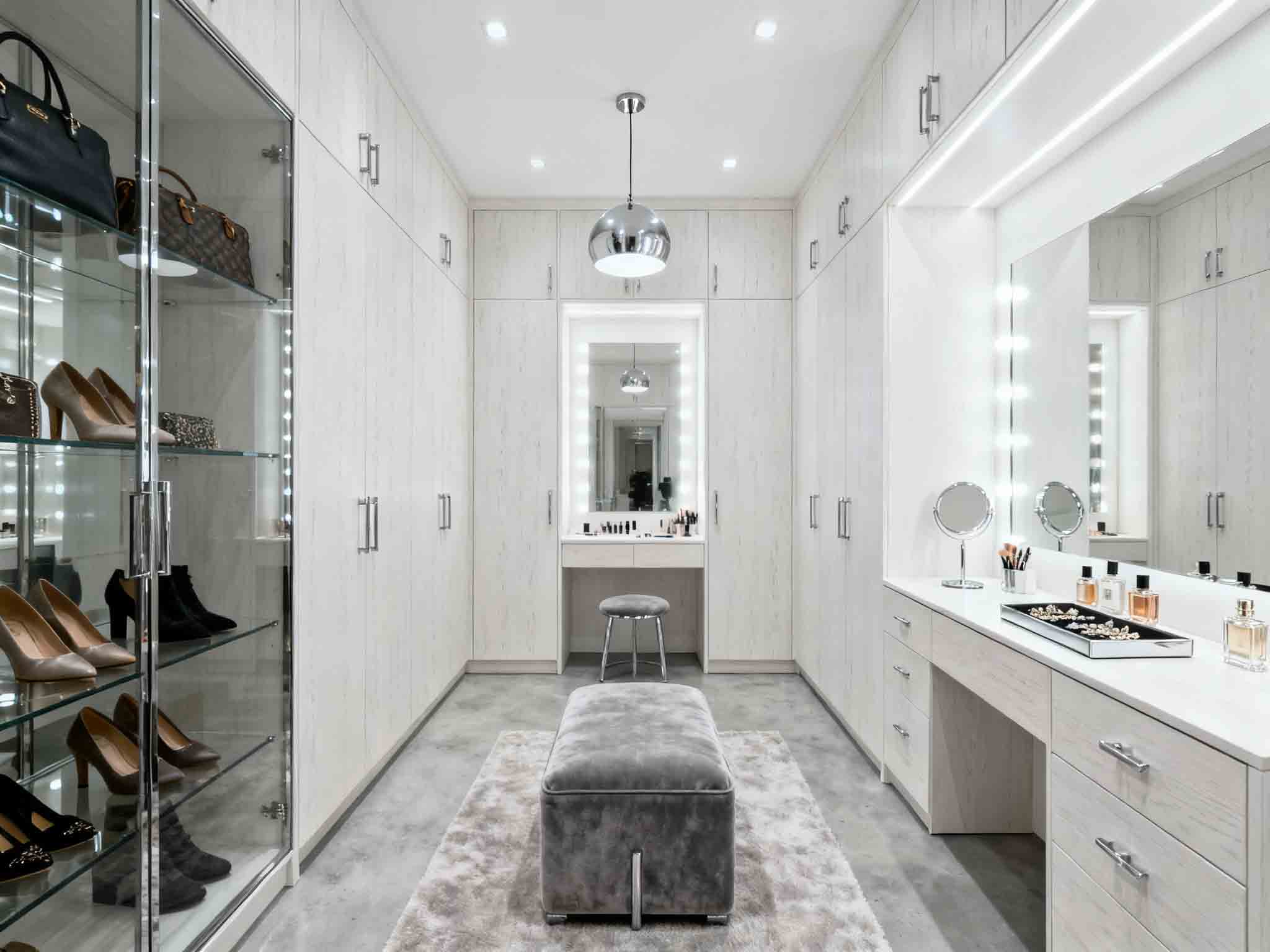 dressing room