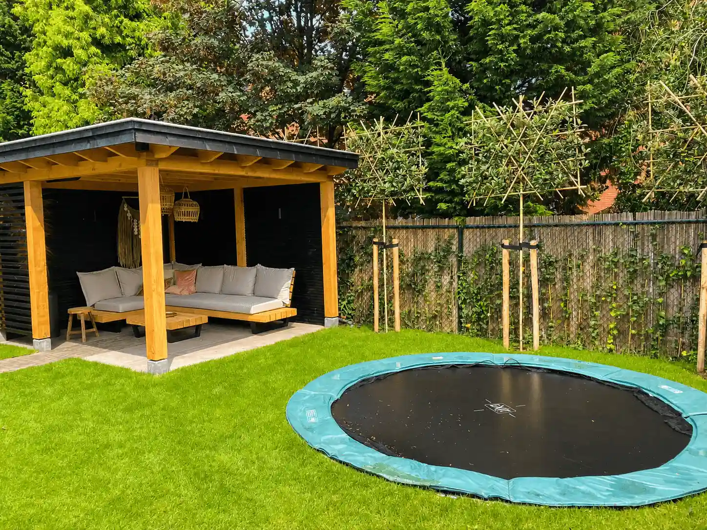 Tuinaanleg in 't land van Cuijk door Hoveniersbedrijf Star Landscaping