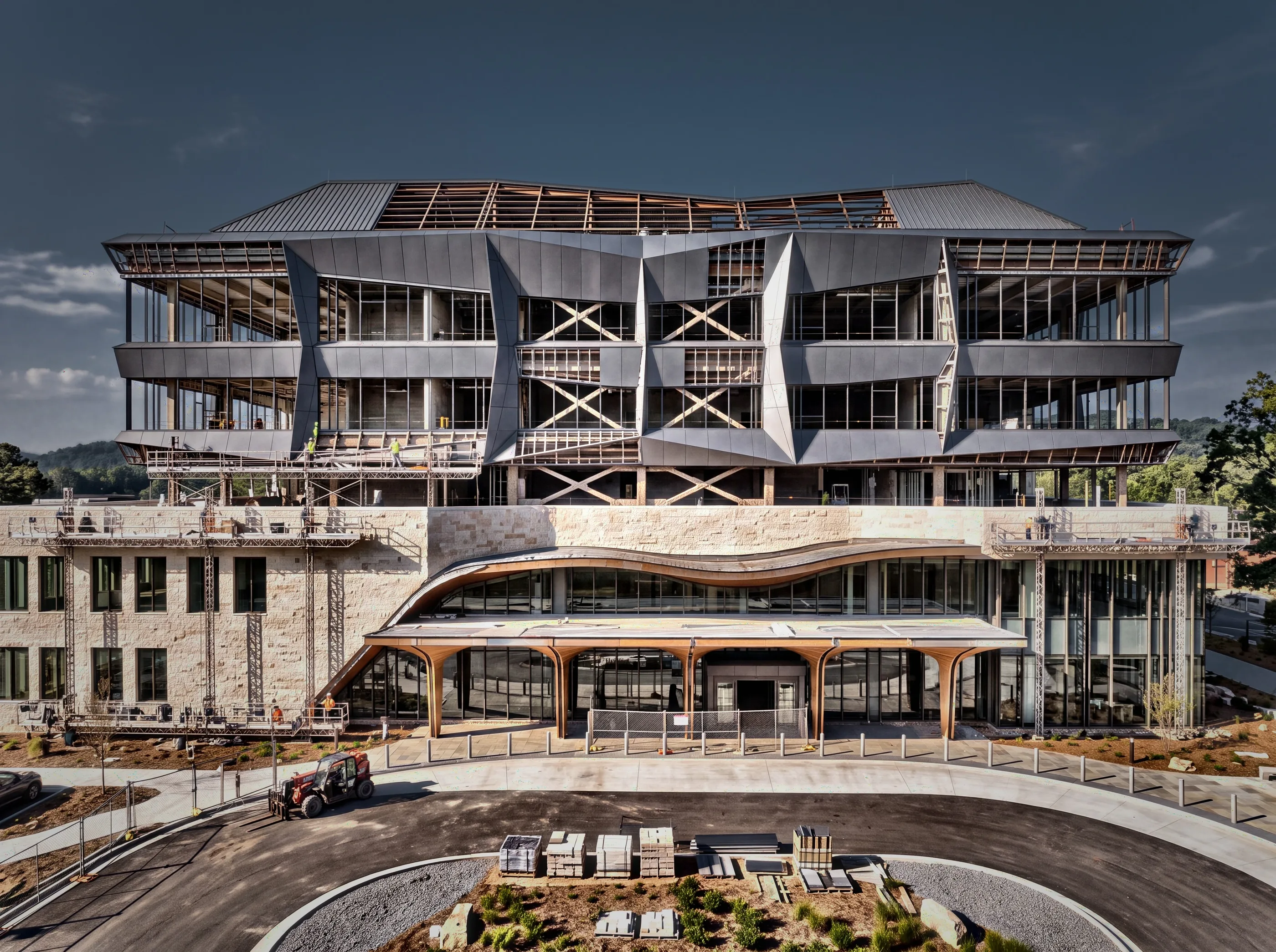 Riverside Medical Center, building view of an Atrium project