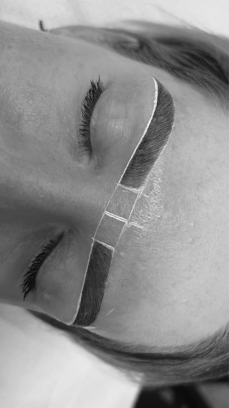 BĒBOHĀ - Augenbrauen Analyse