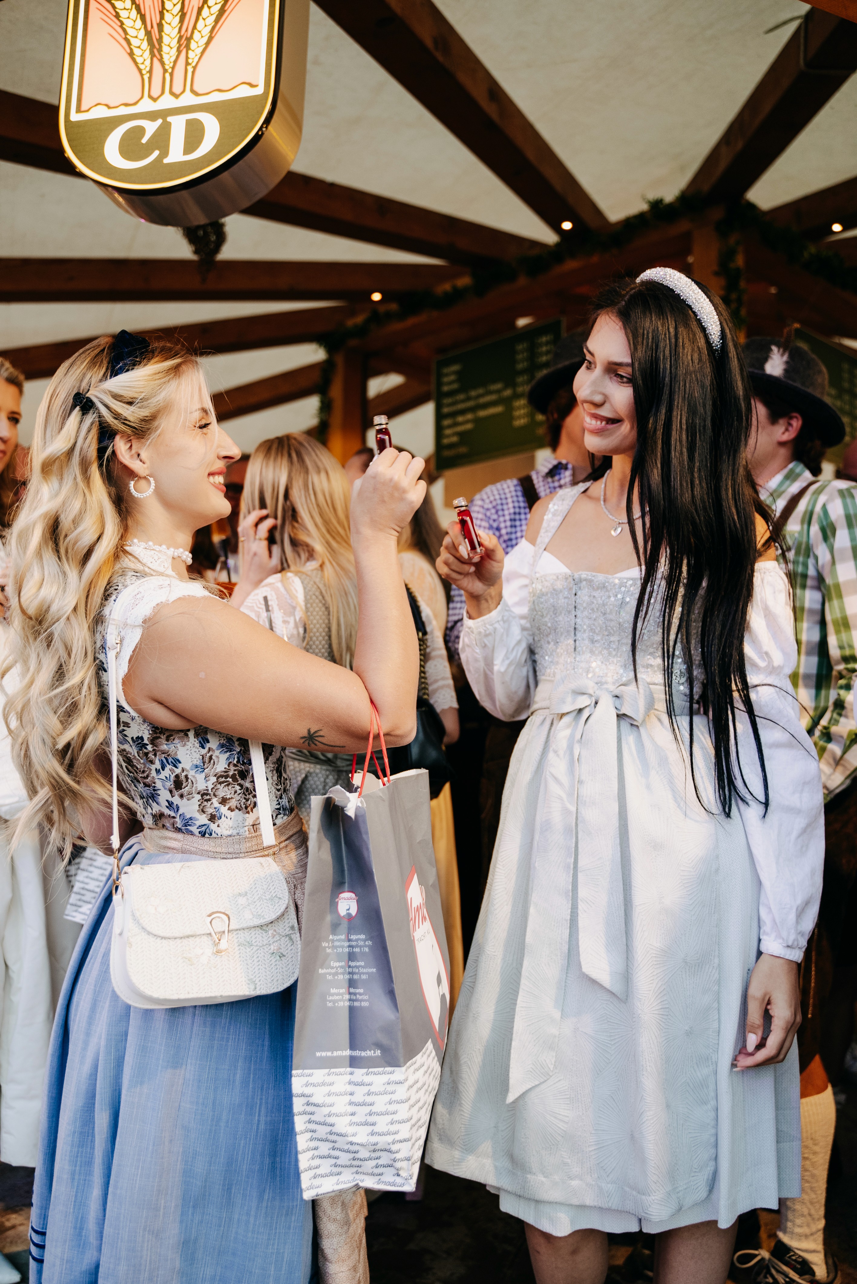 bierkarusell, Bier, getränke, das Albdorf auf dem Cannstatterwasen und Stuttgarter Volksfest, Frühlingsfest, Event Stuttgart