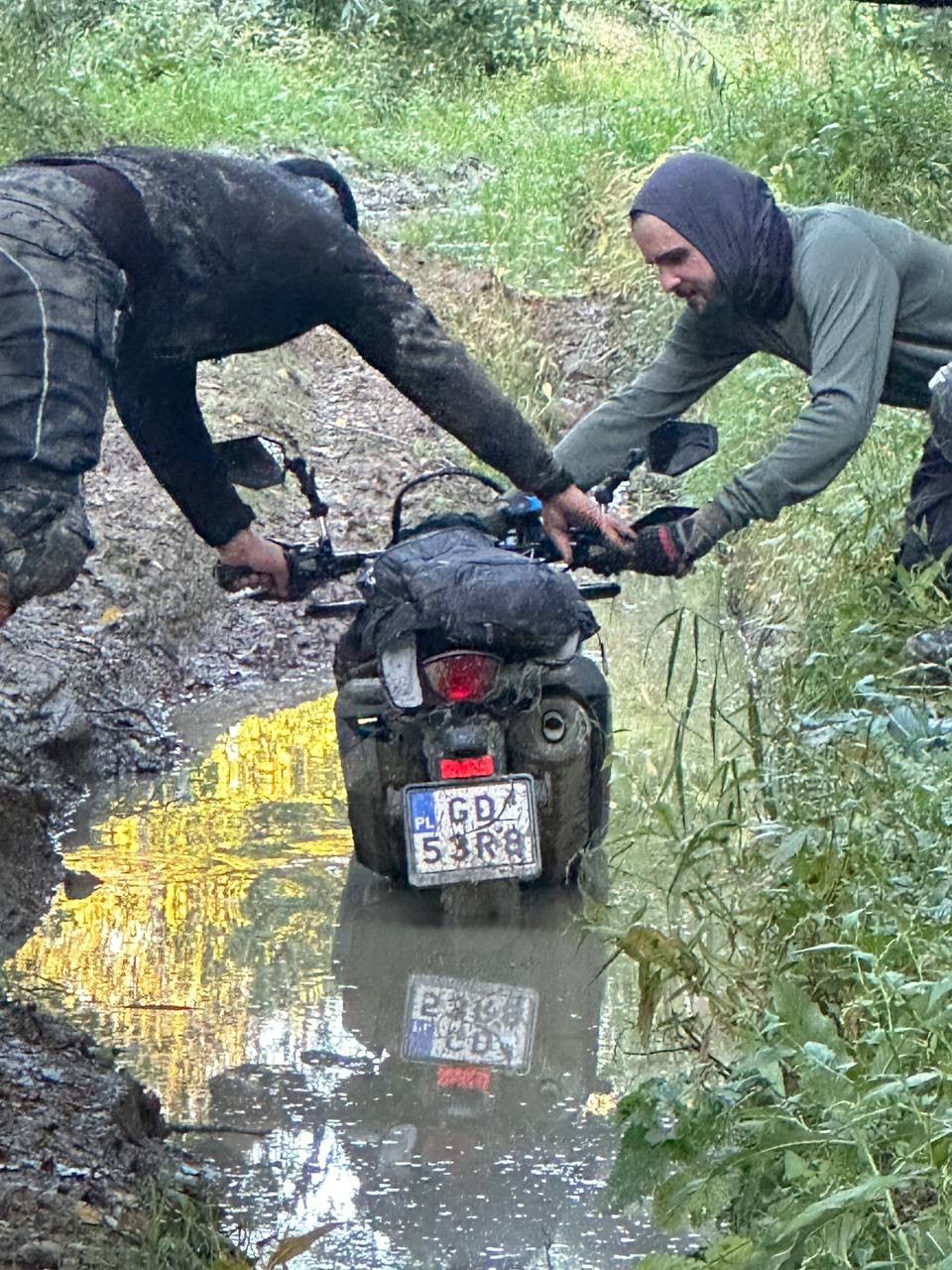Эндуро-дубас по сухим ручьям