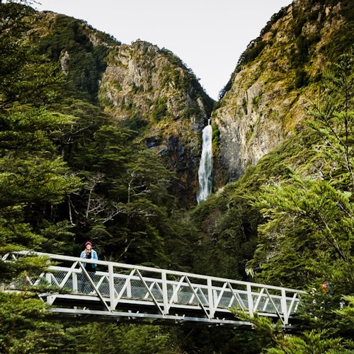 This walking track is approx. 1 hour with a gradual incline including steps towards a ferocious 131-meter-tall waterfall