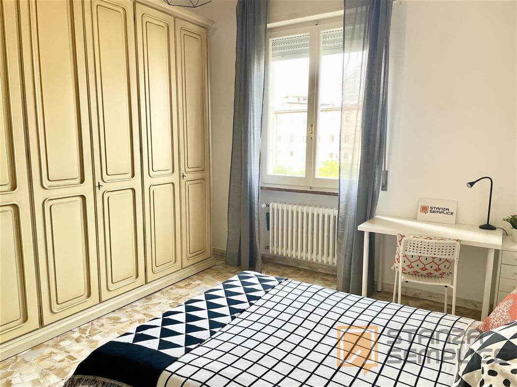 15 sqm room in Via FRUSA, Firenze