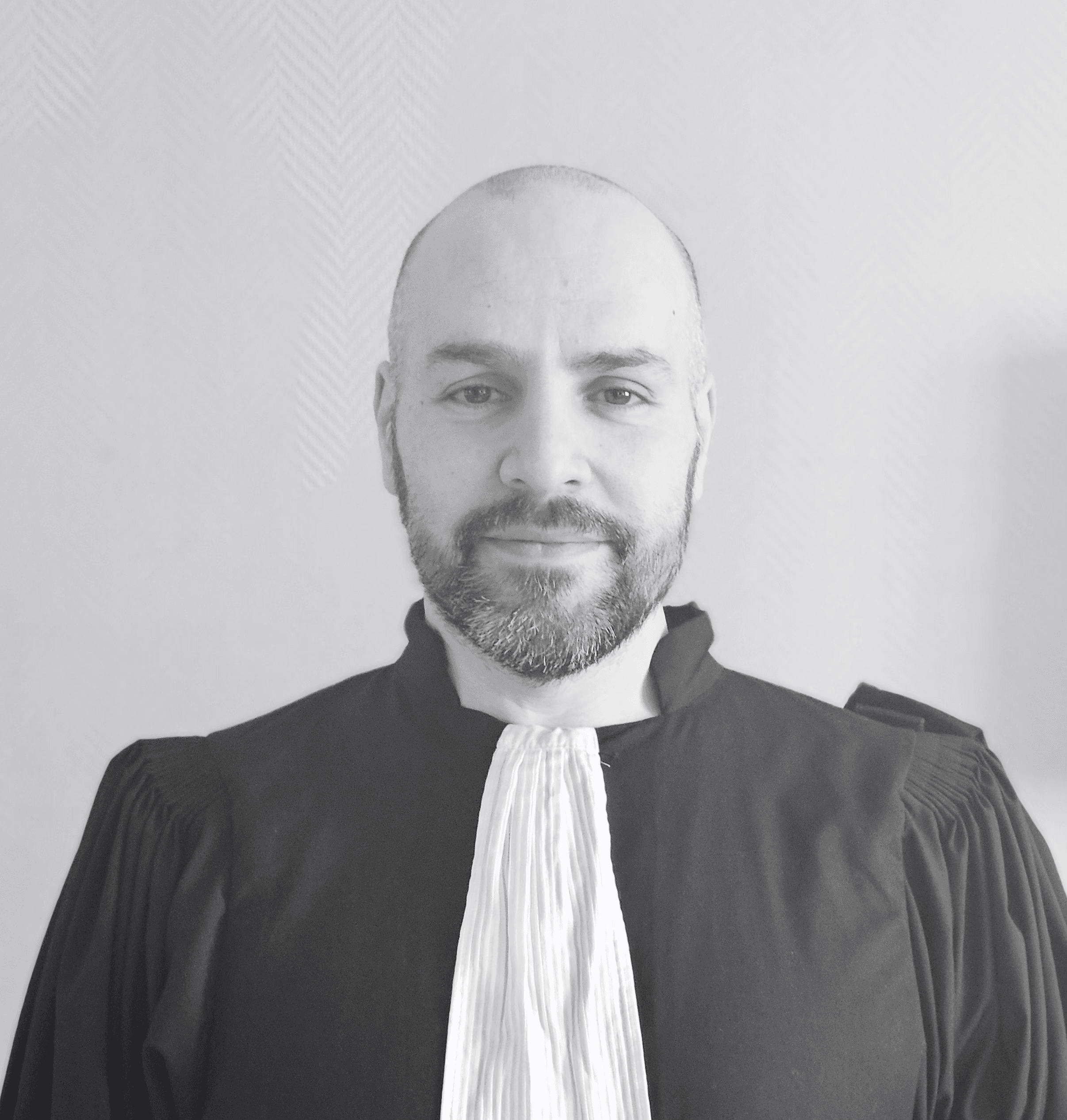 Maître Nordine HAMADOUCHE Avocat au Barreau de Lille, exerçant en droit immobilier, créateur de Loca.Law