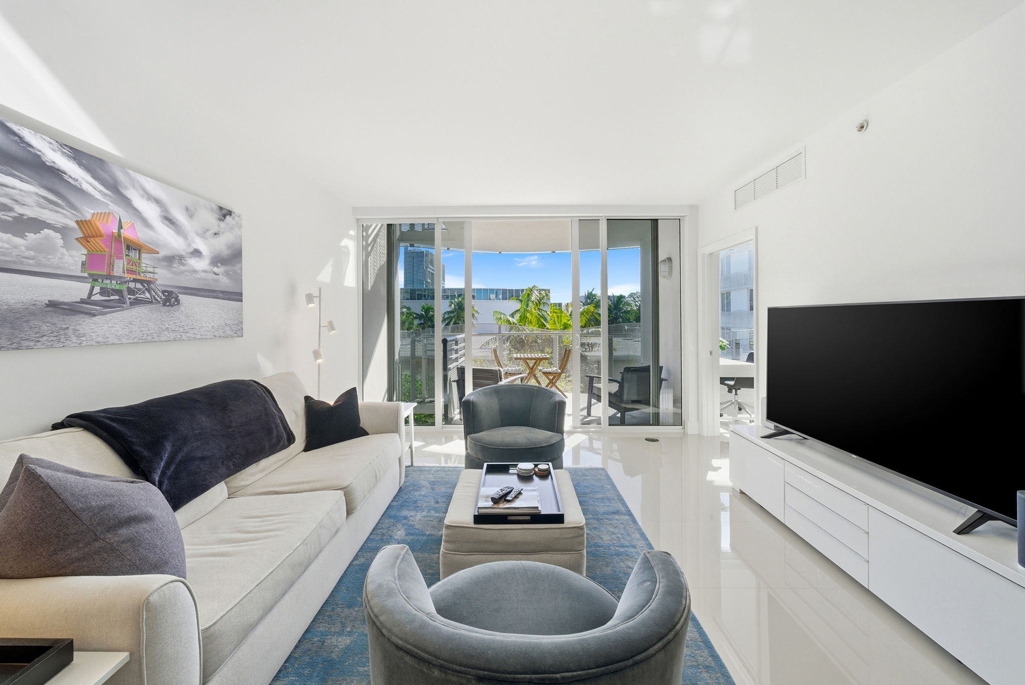 mid-range-view-of-the-villa-s-private-beach-entran