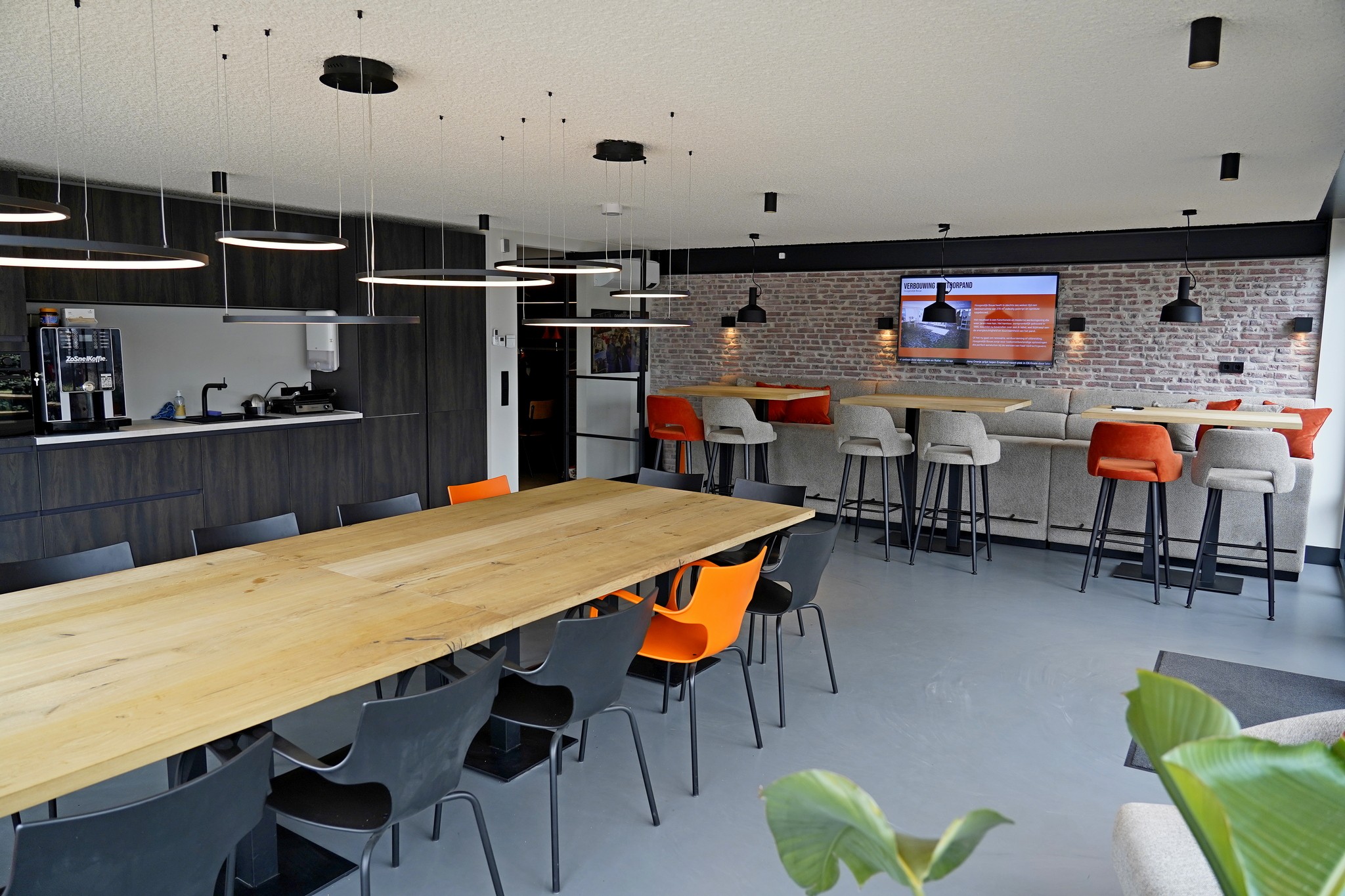 Nieuwe kantoorinrichting Bavinckhouse door Perla