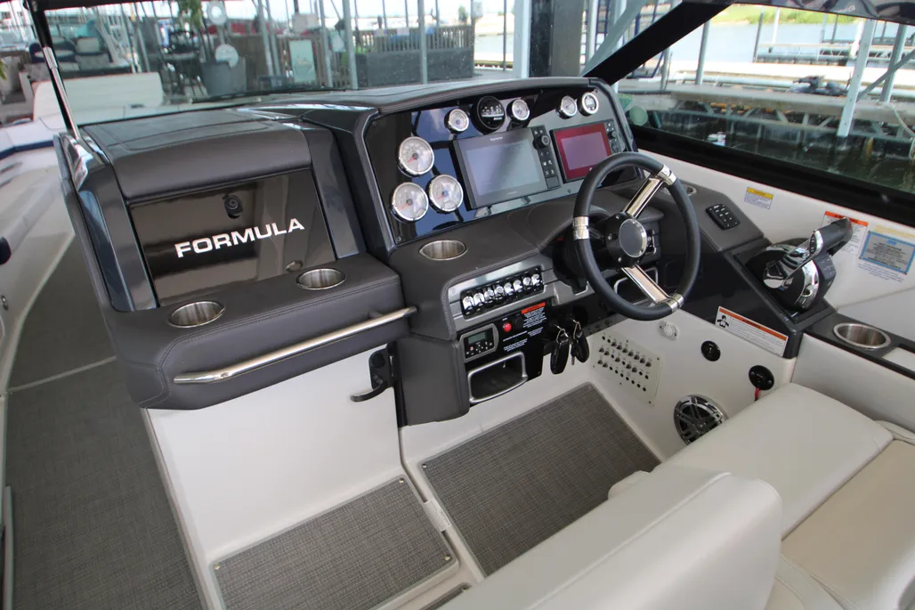 Boat thumbnail 18