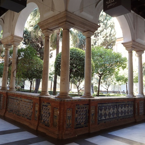 塞维利亚美术馆：入场门票 + 导游带团票